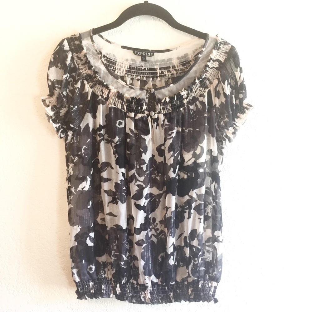 Express Sheer Pretty Printed Blouse Petite/Small - Picture 2 of 6